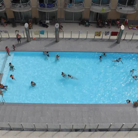 Apartamento Met Zeezicht En Verwarmd Zwembad *