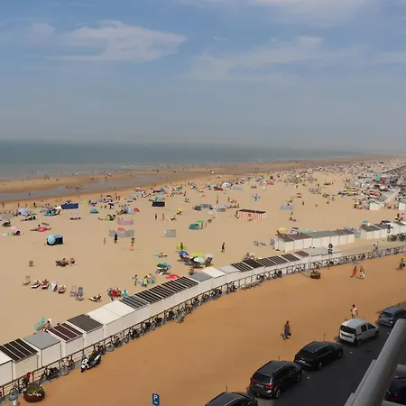 Appartamento Met Zeezicht En Verwarmd Zwembad