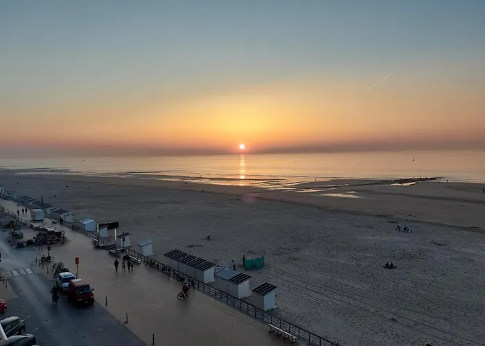 Met Zeezicht En Verwarmd Zwembad Apartment *