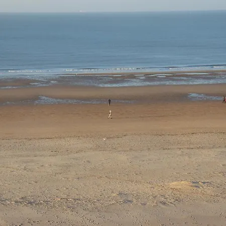 Met Zeezicht En Verwarmd Zwembad *